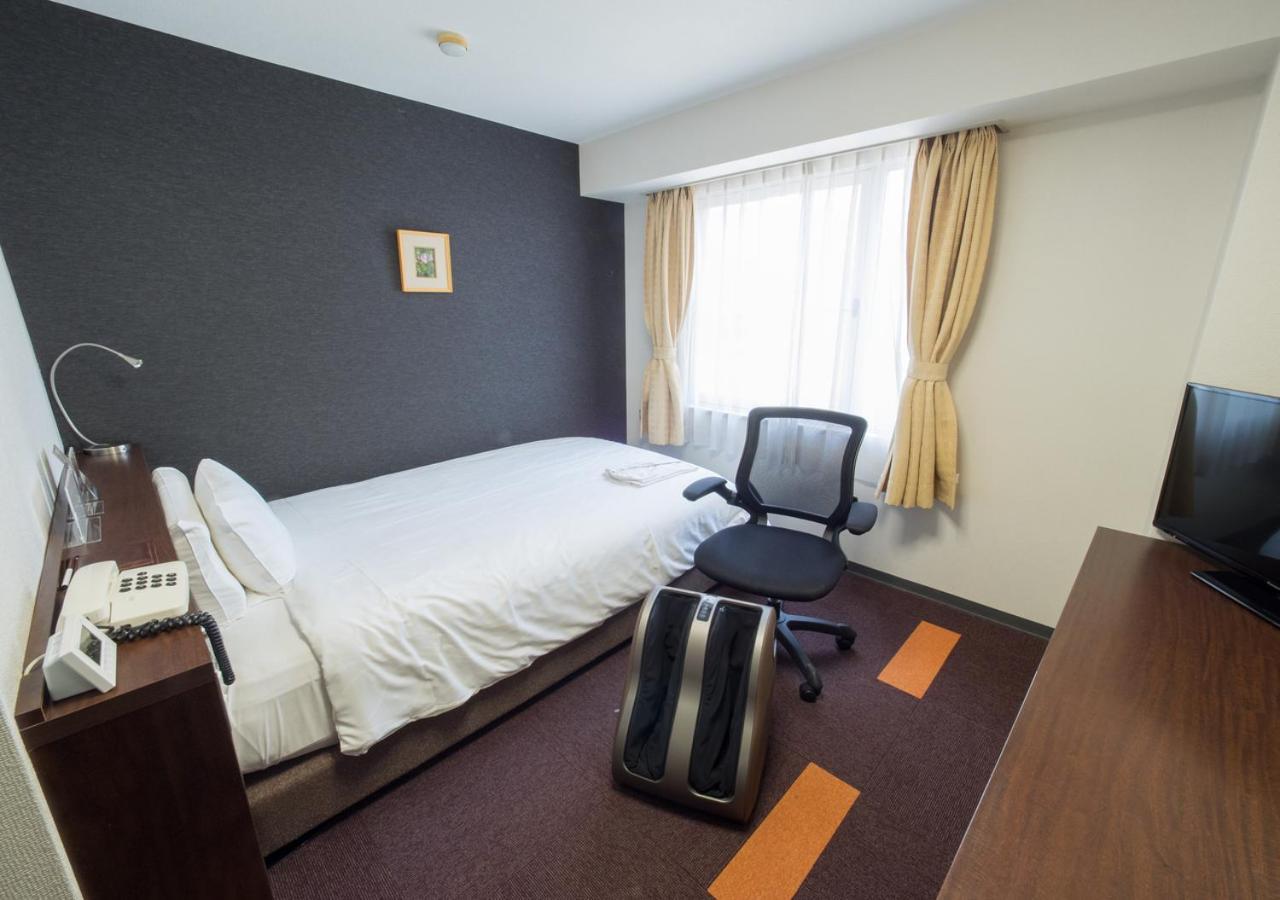 Hotel Shin Осака Экстерьер фото